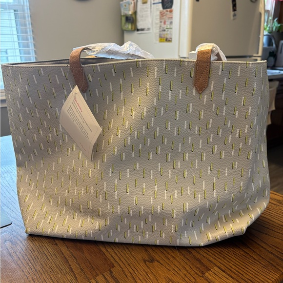 thirty-one Handbags - Thirty-one Elegant Gray and Tan Tote Bag